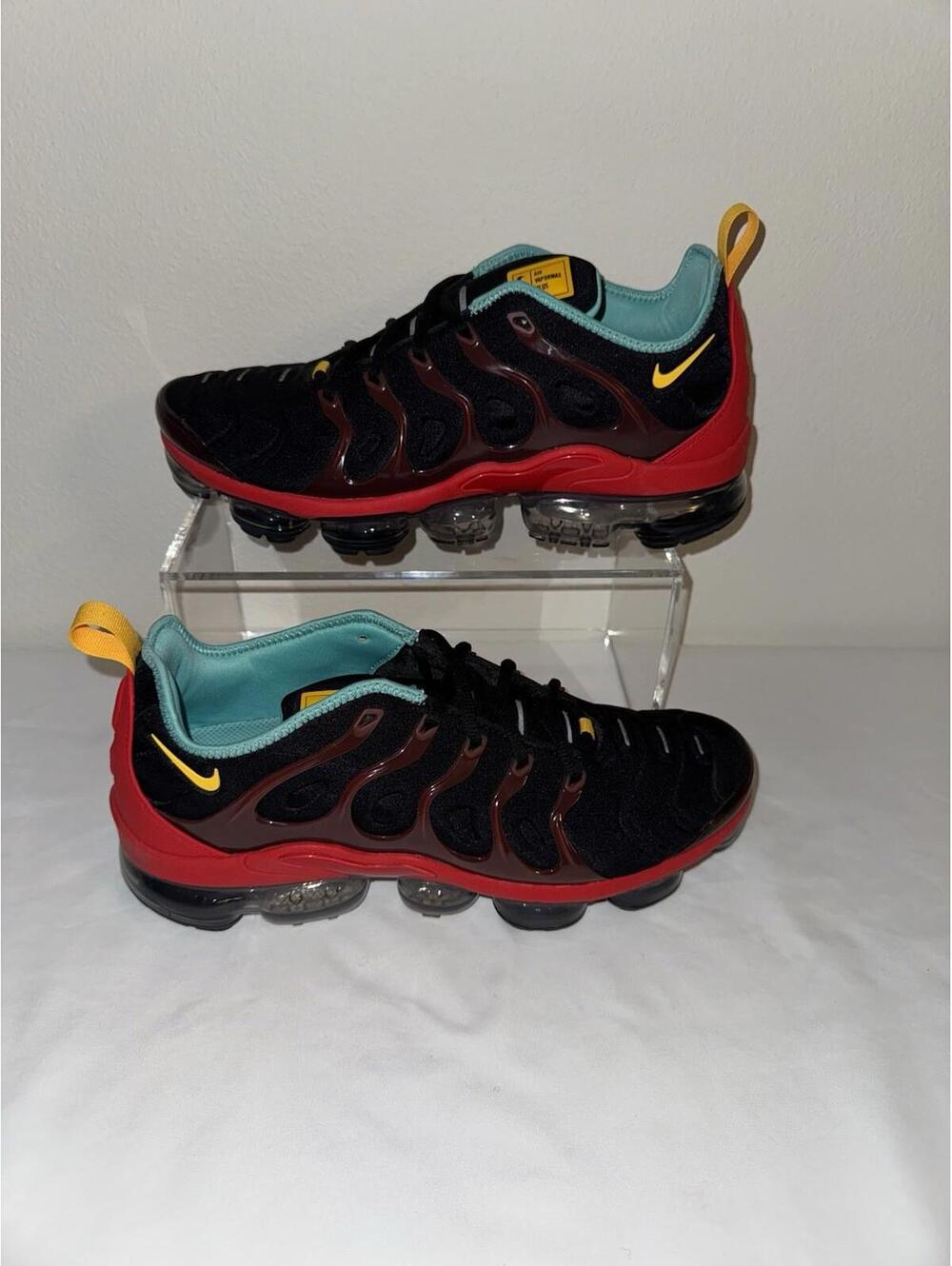 Nike Air VaporMax Plus Stained Glass Men’s 11 DX1795-001 Sneakers